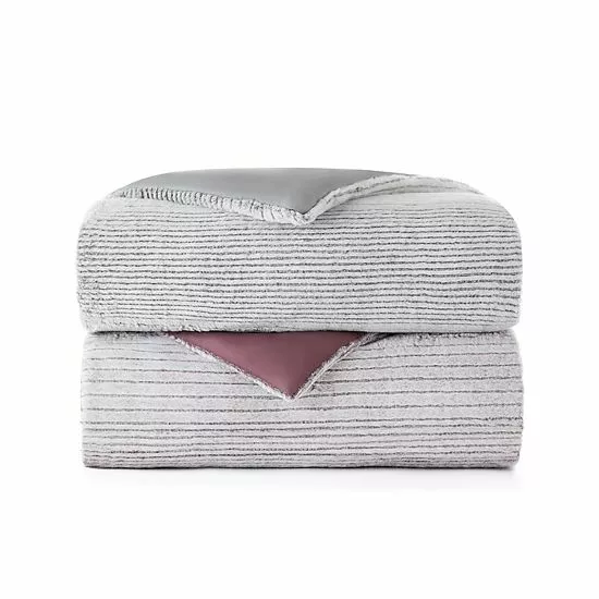 Koolaburra By UGG Sonele Faux Fur Comforter Set With Shams Wild Dove 4 Koolaburra By UGG Sonele Faux Fur Comforter Set With Shams Wild Dove - Image 4